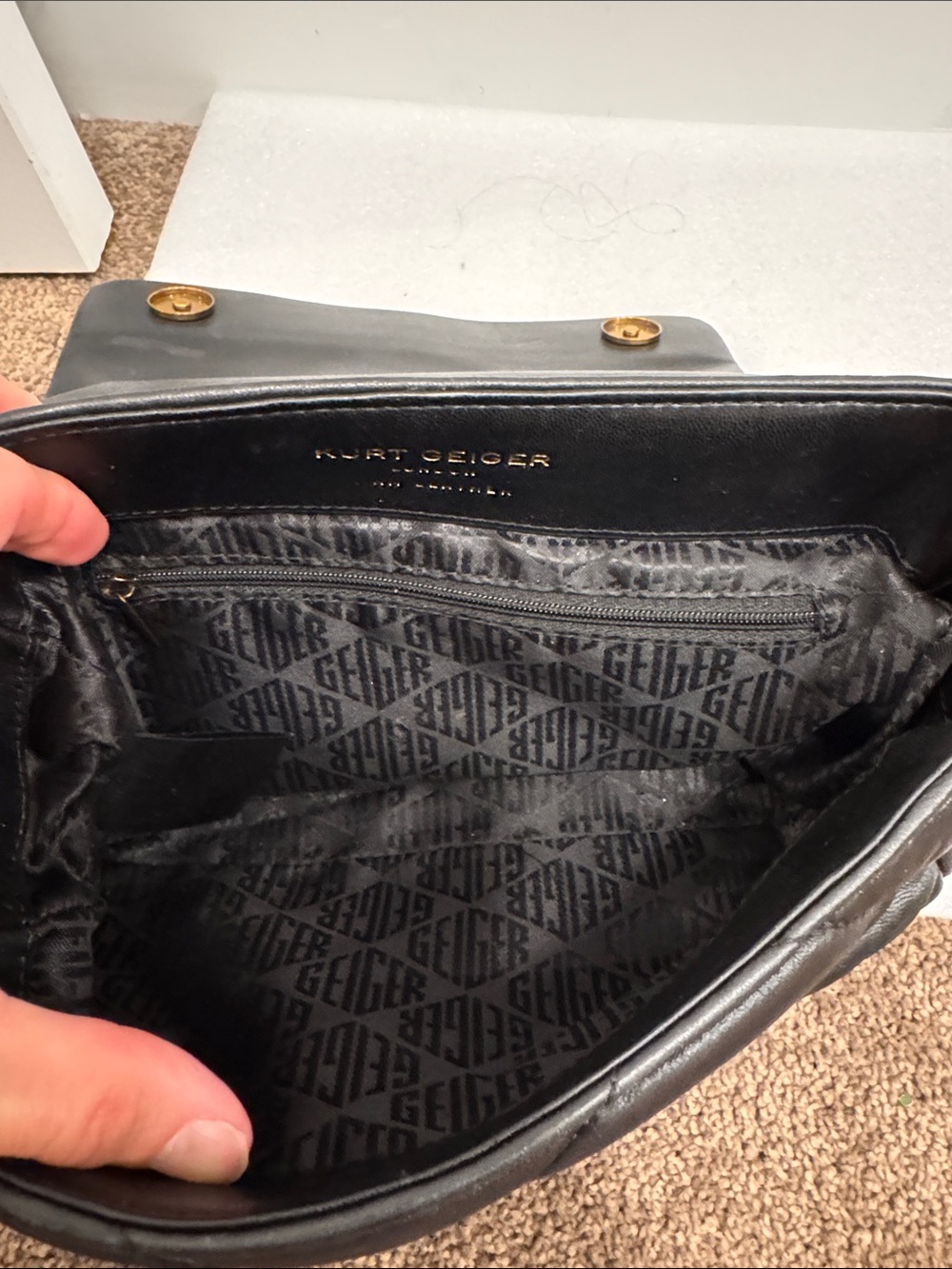 Kurt Geiger quilted black shoulder bag purse - Picture 7 of 7